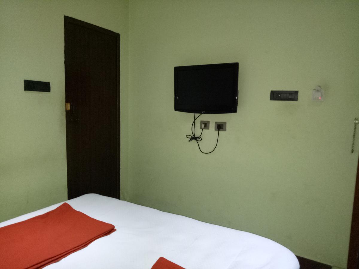 Grand International Hotel Ероде Екстериор снимка