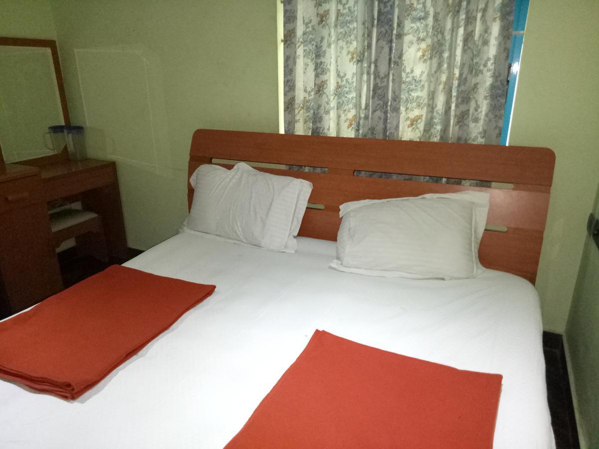Grand International Hotel Ероде Екстериор снимка
